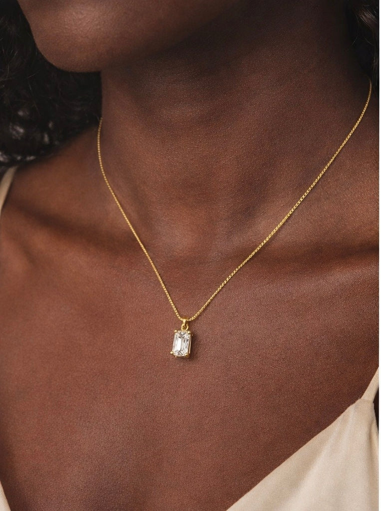 Model wearing Aura Pendant Necklace, non-tarnish waterproof gold chain in stainless steel 