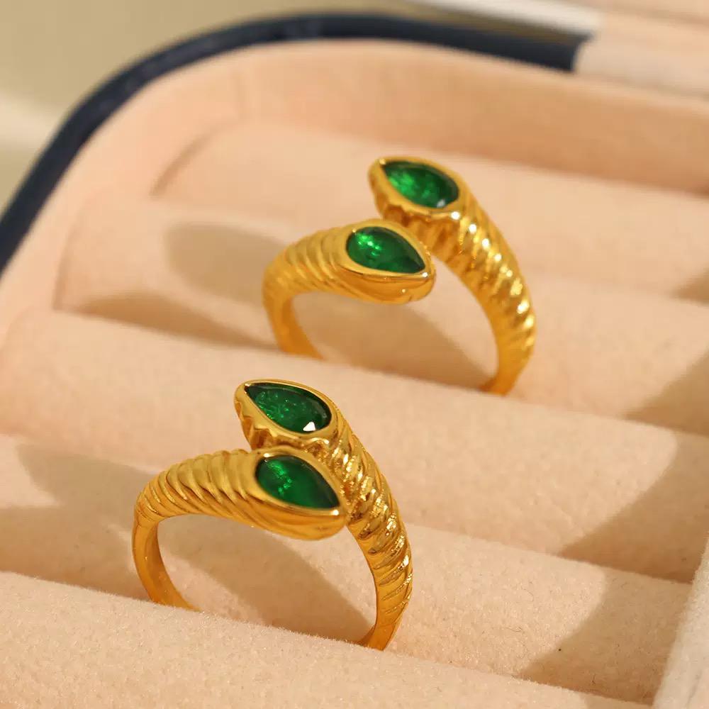Emerald Muse Ring